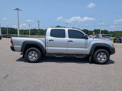 Used 2013 Toyota Tacoma PreRunner w/ Convenience Pkg RWD image 6
