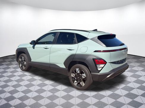 Used 2025 Hyundai Kona SEL AWD/4WD image 3