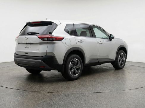 Used 2025 Nissan Rogue SV image 9