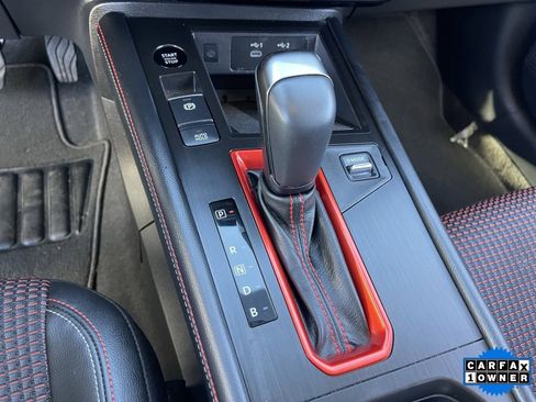 Certified 2025 Nissan Kicks SR image 31