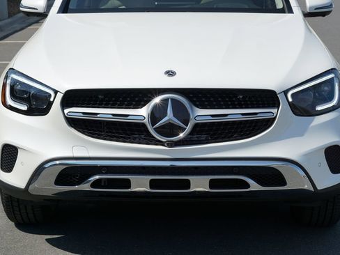 Used 2022 Mercedes-Benz GLC 300 4MATIC Coupe image 9