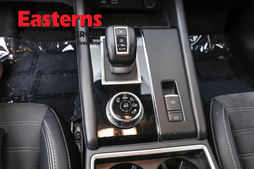 Used 2024 Mitsubishi Outlander SE FWD image 14