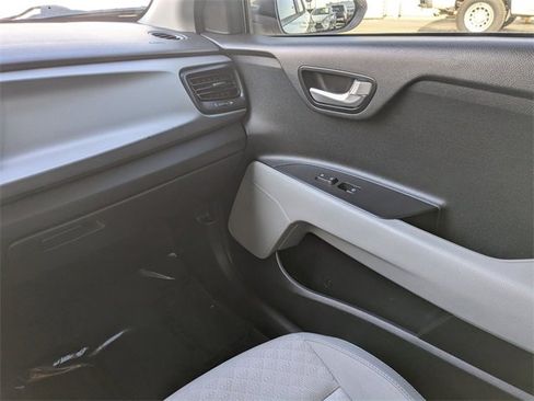 Used 2018 Kia Rio S image 17