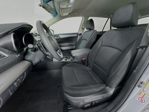 Used 2018 Subaru Outback 2.5i Premium image 20
