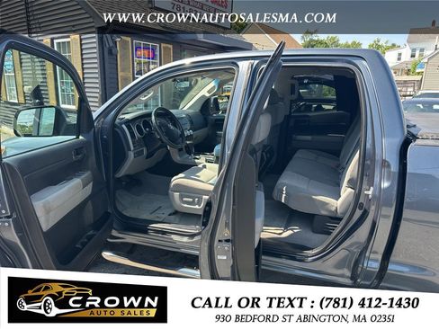 Used 2010 Toyota Tundra 4x4 Double Cab image 9