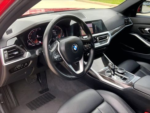 Used 2020 BMW 330i Sedan w/ Convenience Package image 17