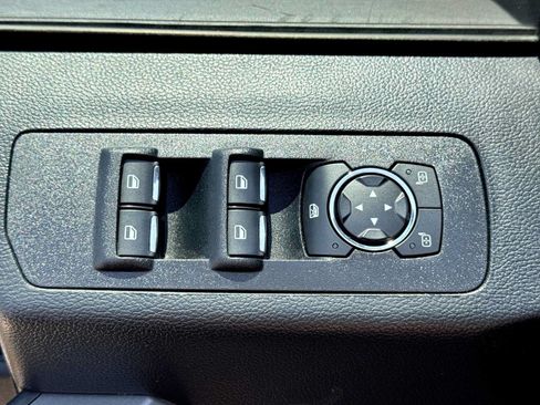Used 2020 Ford F150 XLT w/ Equipment Group 302A Luxury AWD/4WD image 16