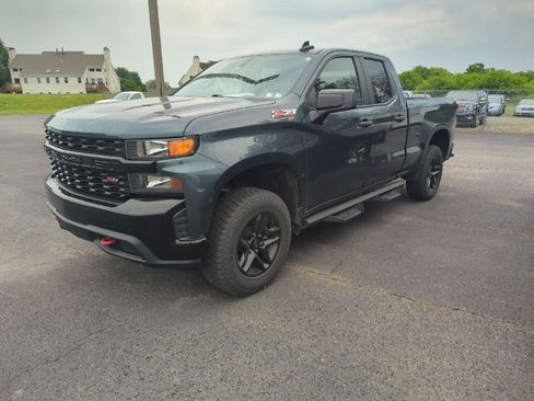 Used 2020 Chevrolet Silverado 1500 Custom Trail Boss w/ Custom Convenience Package AWD/4WD image 4