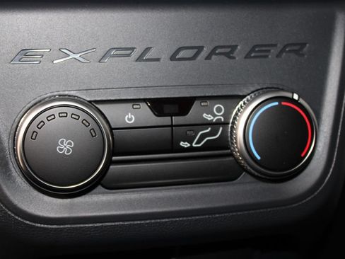 New 2026 Ford Explorer Active w/ Active Comfort Package RWD image 26