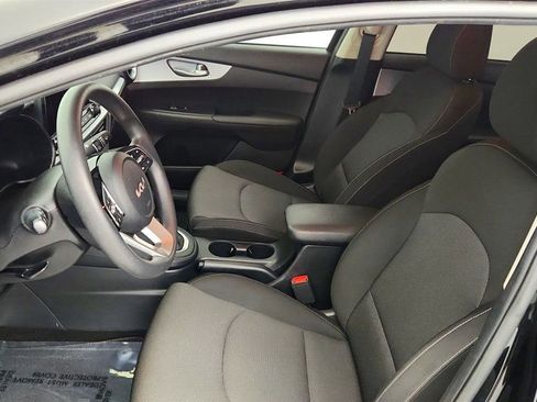 Used 2024 Kia Forte LX image 19