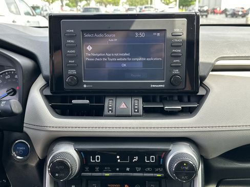 Used 2022 Toyota RAV4 XLE Premium AWD/4WD image 24