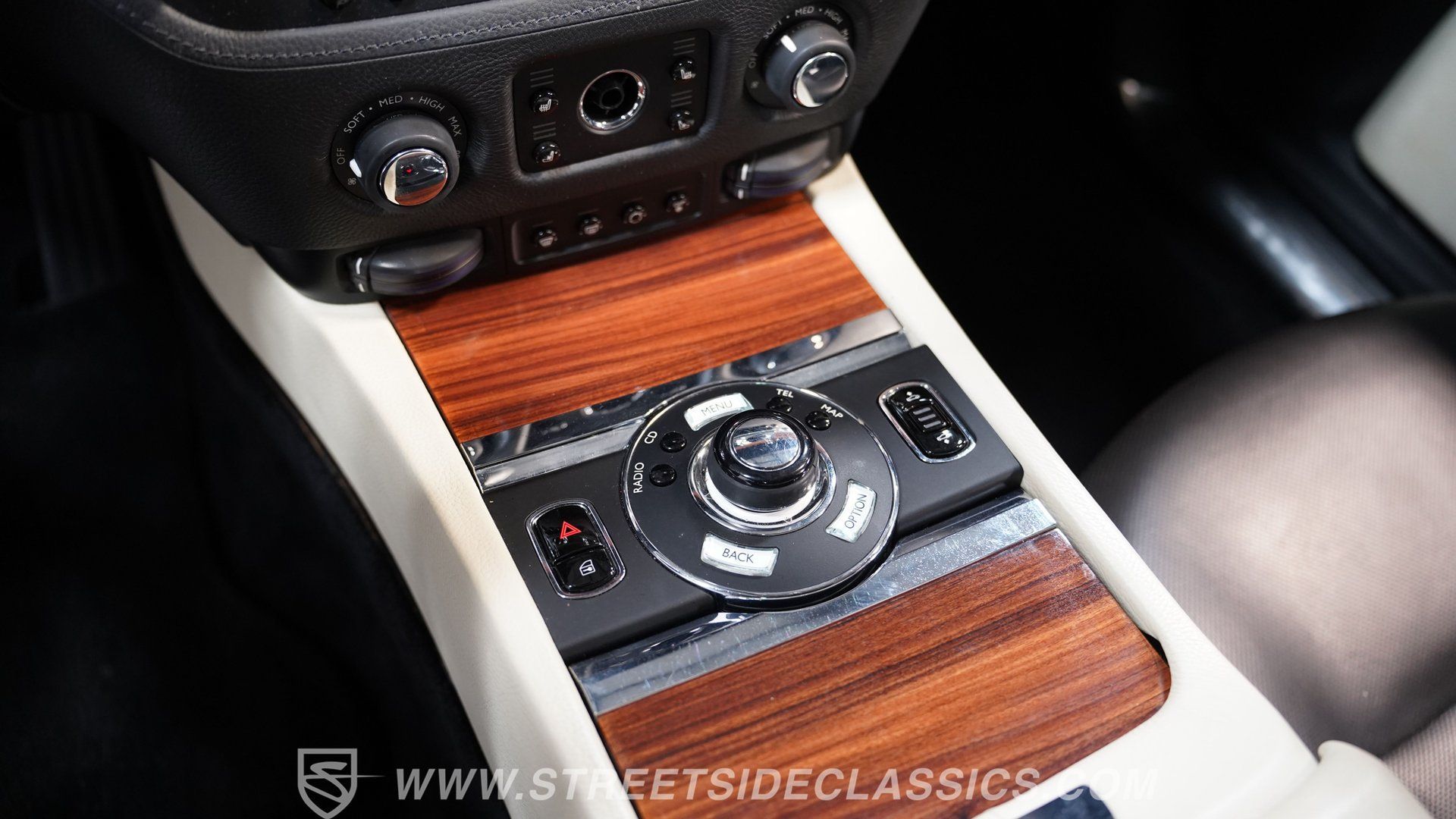 Used 2010 Rolls-Royce Ghost RWD image 34