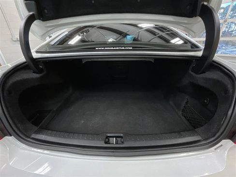 Used 2022 Volvo S60 B5 Momentum image 23