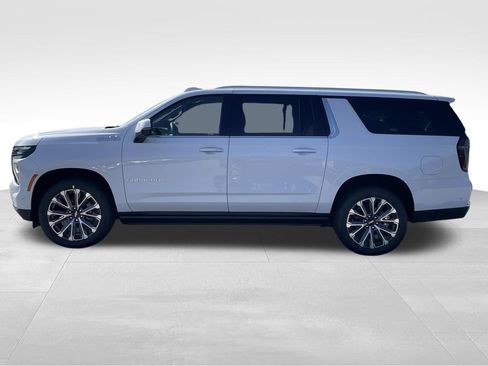 New 2026 Chevrolet Suburban High Country image 6