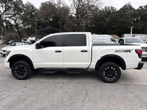 Used 2021 Nissan Titan PRO-4X w/ Pro-4x Convenience Package image 2