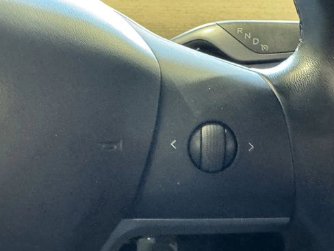 Used 2018 Tesla Model 3 Mid Range image 15