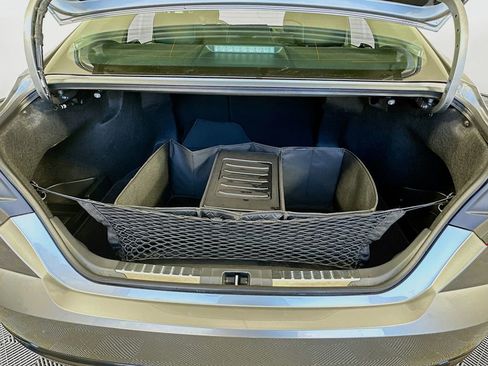 Used 2025 Toyota Camry XLE image 26