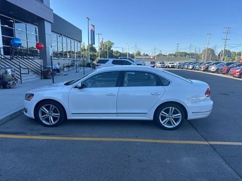 Used 2014 Volkswagen Passat TDI SEL Premium FWD image 8