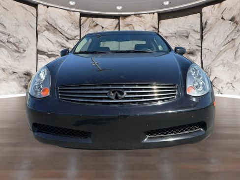 Used 2003 INFINITI G35 Coupe w/ Performance Tire & Wheel Pkg RWD image 2