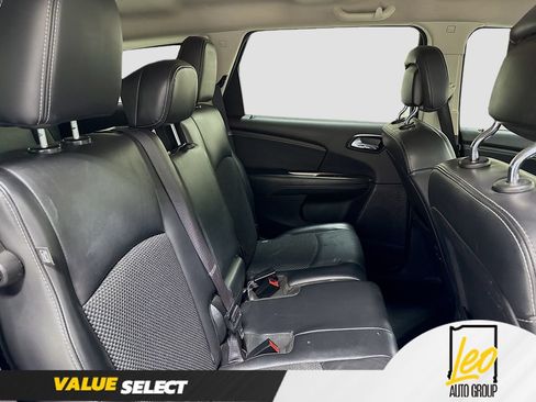 Used 2019 Dodge Journey Crossroad FWD image 28