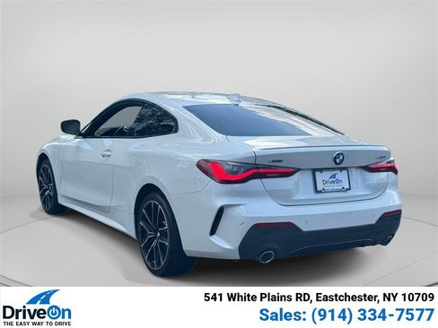 Used 2022 BMW 430i xDrive Coupe w/ M Sport Package AWD/4WD image 4