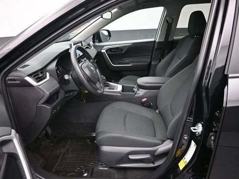 Certified 2025 Toyota RAV4 LE AWD/4WD image 13