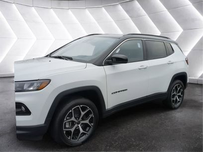 New 2026 Jeep Compass Limited w/ Sun, Sound & Navigation Group
