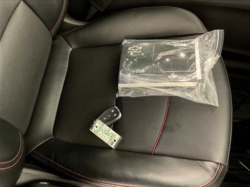 Used 2024 Chevrolet Equinox RS w/ RS Leather Package FWD image 34