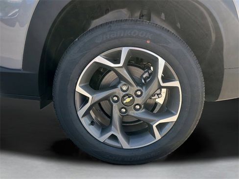 New 2026 Chevrolet Trax LT image 13