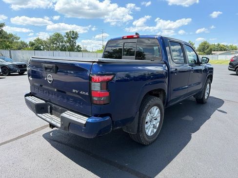 Used 2022 Nissan Frontier SV AWD/4WD image 7
