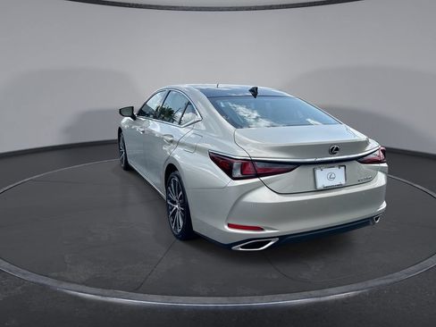 Used 2025 Lexus ES 350 w/ Premium Package FWD image 10