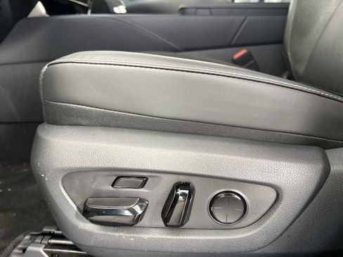 New 2026 Lexus RX 450h AWD image 21