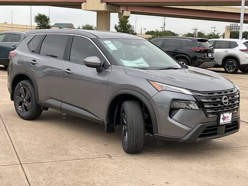 New 2026 Nissan Rogue SV AWD/4WD image 4