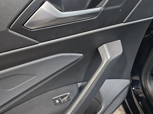 Used 2025 Volkswagen Jetta SEL image 21