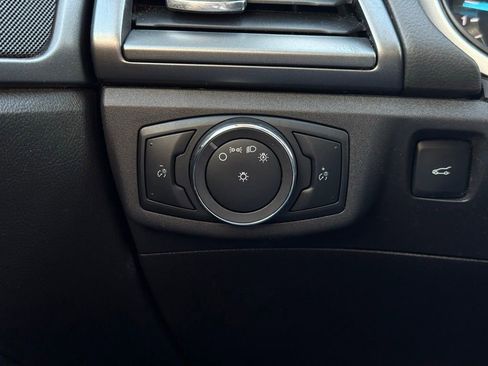 Used 2014 Ford Fusion SE image 26