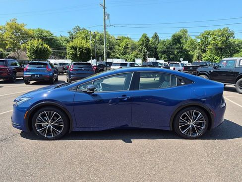 Used 2026 Toyota Prius Limited w/ Limited Premium Package AWD/4WD image 6