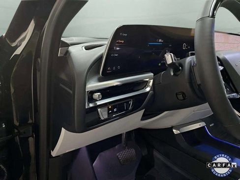 Used 2023 Cadillac Lyriq 2WD image 16