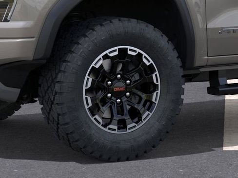 New 2026 GMC Canyon AT4 w/ Technology Plus Package image 9