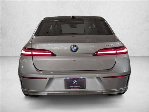 New 2026 BMW i7 xDrive60 image 7