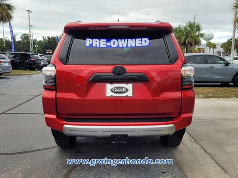 Used 2023 Toyota 4Runner TRD Off-Road Premium image 4