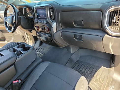 Used 2021 Chevrolet Silverado 1500 LT AWD/4WD image 11