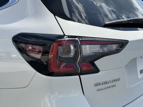Used 2025 Subaru Outback Touring AWD/4WD image 9