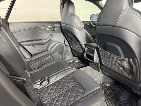 Used 2023 Audi SQ8 Prestige image 15
