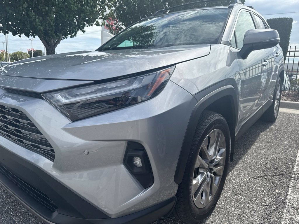 Used 2025 Toyota RAV4 Limited w/ Advanced Technology Package FWD image 1