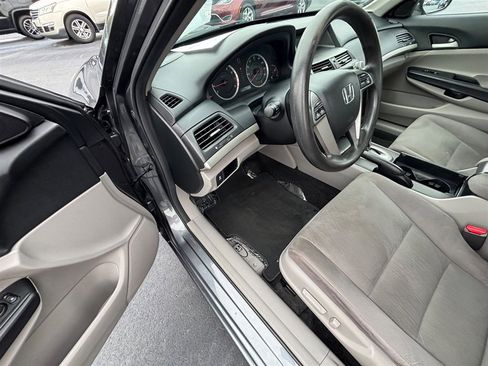 Used 2012 Honda Accord LX image 12