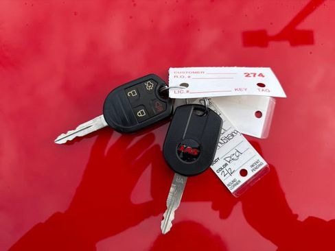 Used 2013 Ford Mustang Shelby GT500 image 29