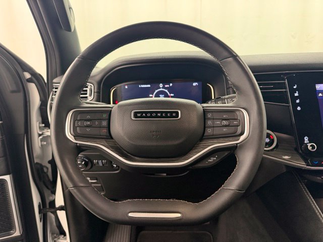 Used 2024 Jeep Wagoneer Series II w/ Flexible Seating Group AWD/4WD image 23