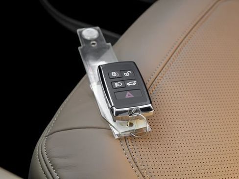 New 2026 Land Rover Defender 110 S AWD/4WD image 61