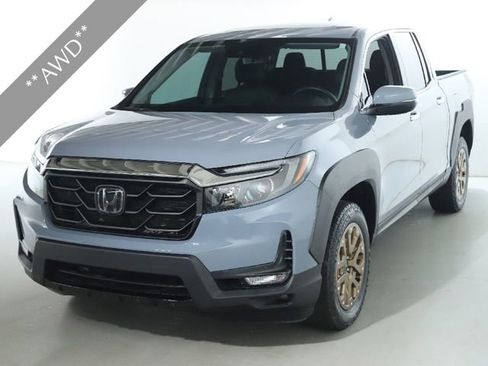 Used 2023 Honda Ridgeline RTL-E image 3