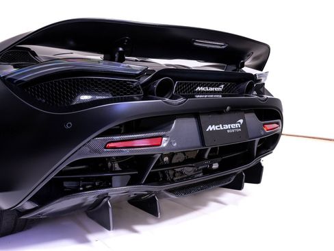 Used 2019 McLaren 720S Performance RWD image 12